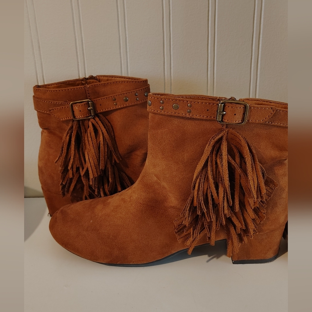Girls Size 5-Fringe Ankle Boots and Tall Boots.